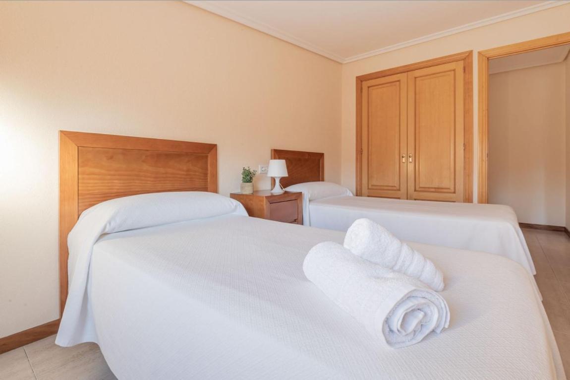 Primera Linea De Playa Samil Costa Con Garaje Incluido Vigo Exteriör bild